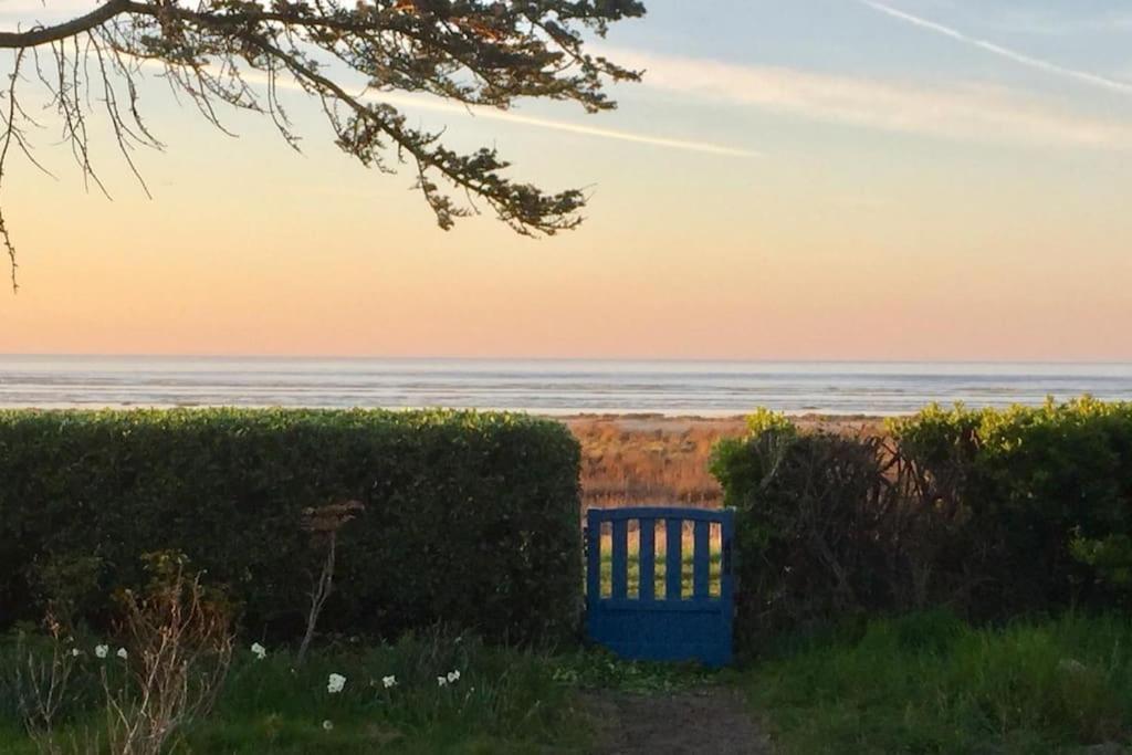 Vue Mer Pour Une Escale En Baie Du Mt-St-Michel Cherrueix Esterno foto